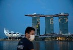 Khắp nơi đang hoảng loạn, Singapore cân nhắc việc đón triệu người đến chơi