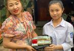 Nữ sinh Hà Tĩnh trả lại gần nửa tỷ đồng nhặt được trên đường