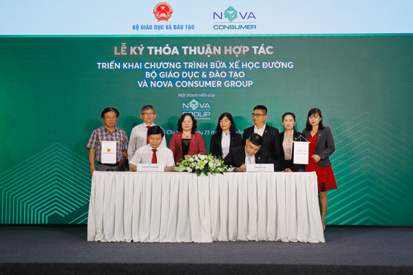 Nova Consumer Group mang bữa xế học đường tới 5.000 HS tiểu học