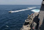 Đội tàu Iran quấy rối tàu tuần duyên Mỹ nhiều giờ trên Vịnh Ba Tư