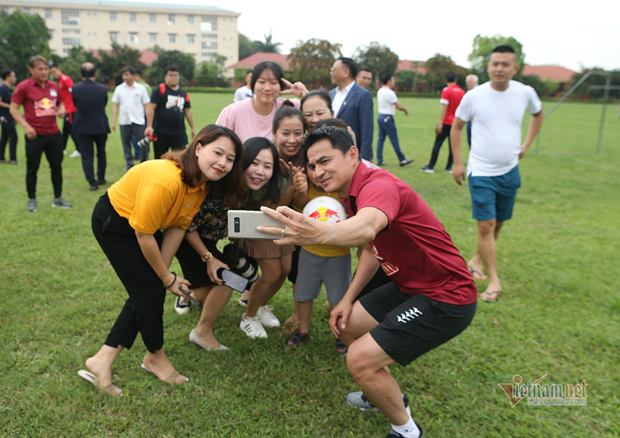 Chính phủ Hàn Quốc đau đầu vì người độc thân