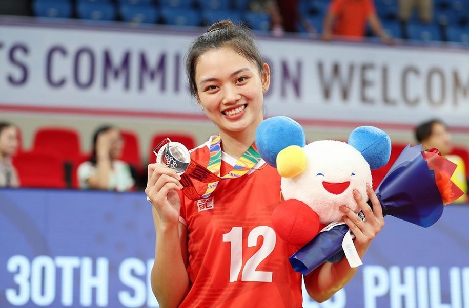 Người đẹp bóng chuyền Việt sốt với báo Trung Quốc