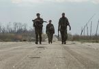 Ukraina 'ăn miếng trả miếng', trục xuất nhân viên lãnh sự Nga