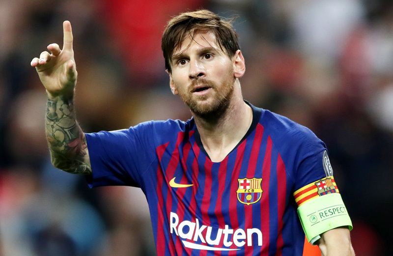 PSG mời Messi bản hợp đồng 