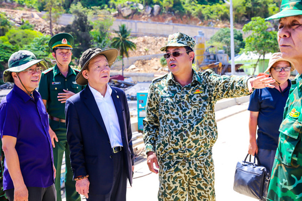 T&T Group theo đoàn công tác tỉnh Cà Mau thăm chiến sĩ đảo Hòn Khoai