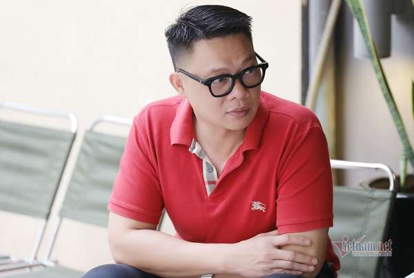 MC Quang Minh: Tôi chăm 3 con trai ở Hà Nội, vợ lo cậu cả ở Đà Nẵng!