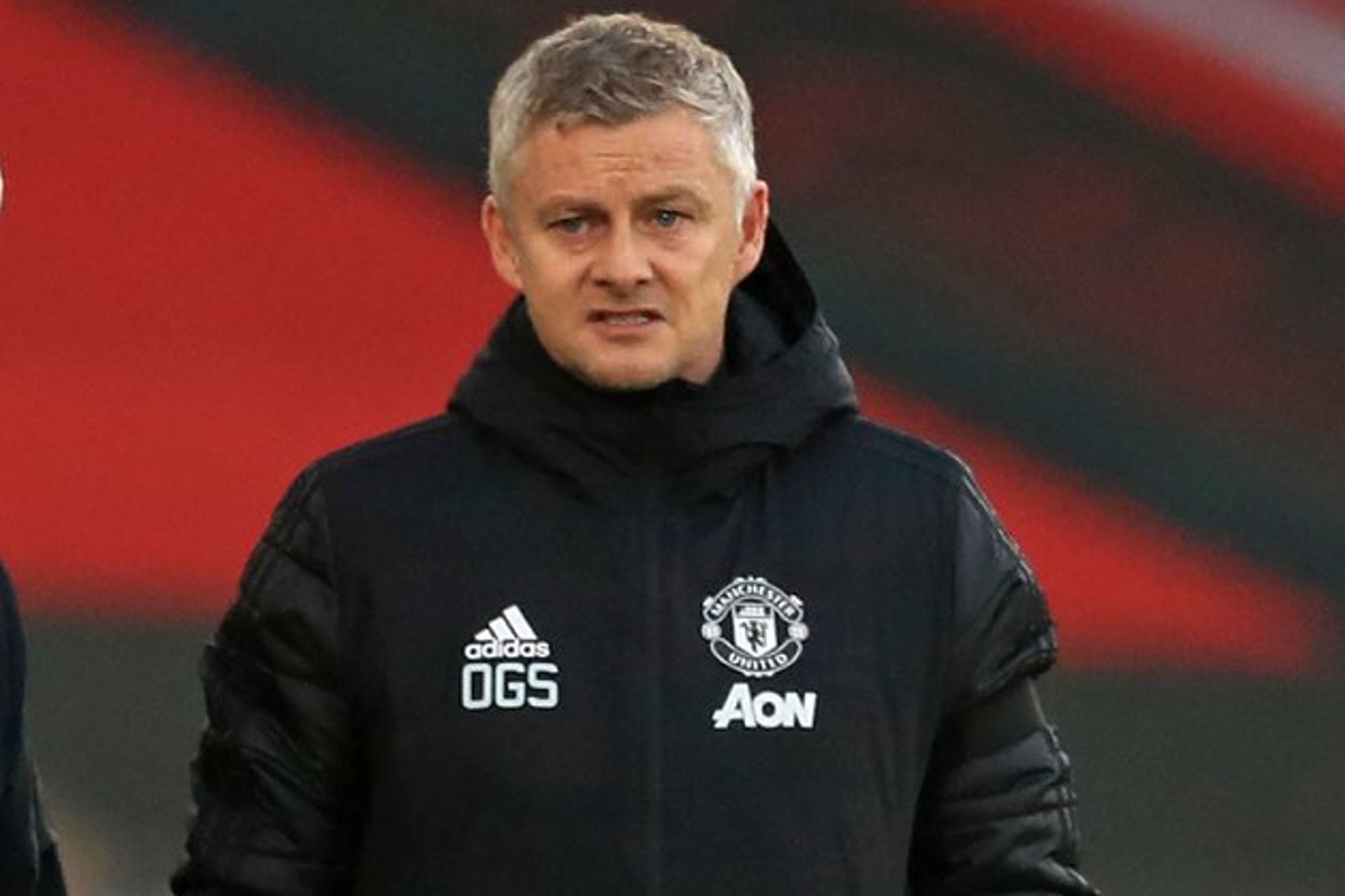 Solskjaer tức giận lịch đấu bù trận MU với Liverpool