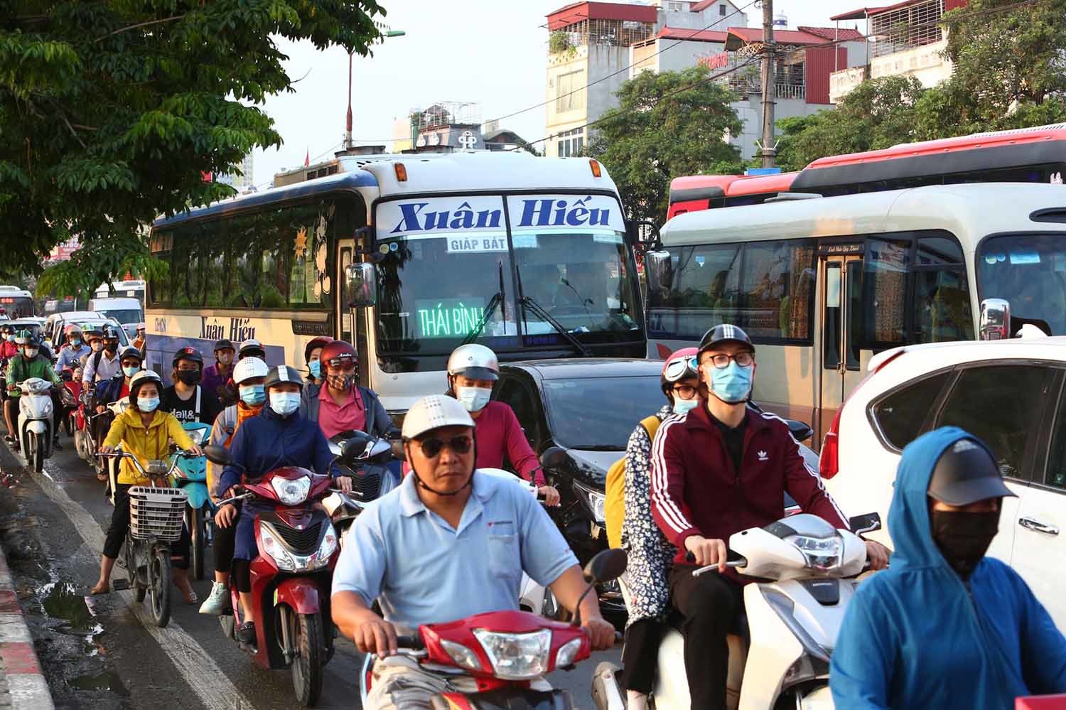 Tránh ngăn cấm, cản trở người lao động trở lại Hà Nội sau nghỉ lễ