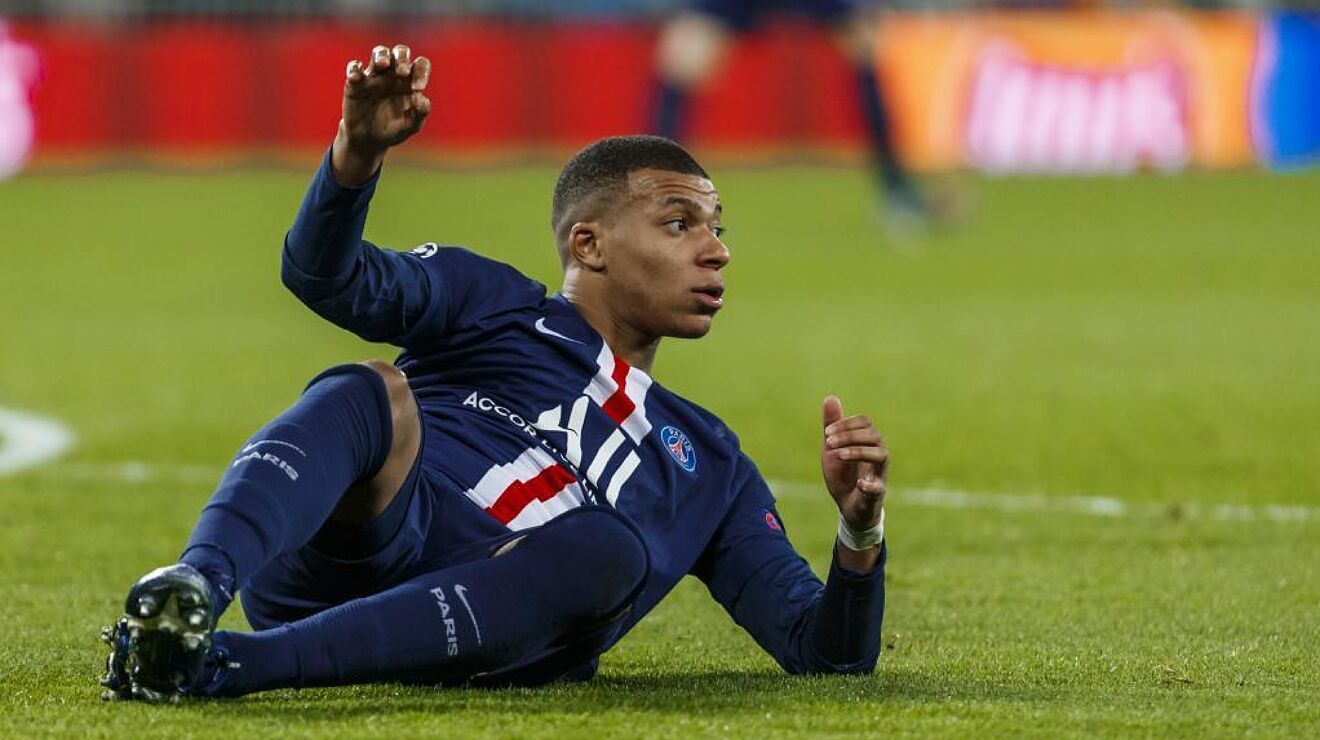 PSG nhận cú sốc lớn, có thể mất Mbappe ở tái đấu Man City