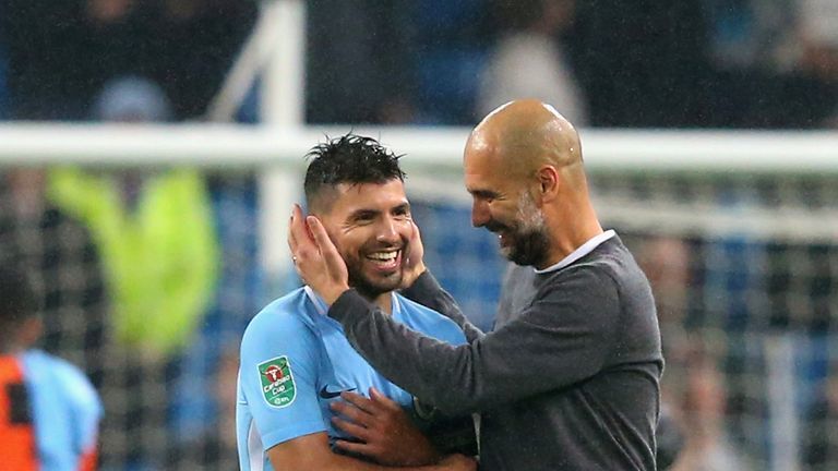 Pep Guardiola khiến Aguero nức lòng trước khi rời Man City