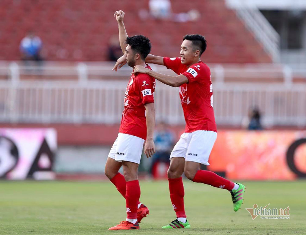 Vòng 12 V-League: Lee Nguyễn toả sáng, Viettel phả hơi nóng vào HAGL