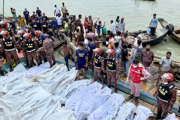 Va chạm tàu thủy trên sông, hàng chục người Bangladesh tử nạn