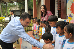 Israeli Ambassador: 'We want to bring prosperity to Quang Tri’s people'
