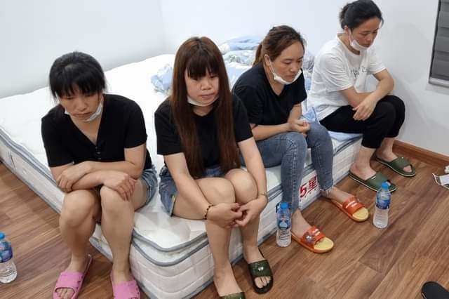Bắt quả tang 12 người Trung Quốc nhập cảnh trái phép tại Hà Đông