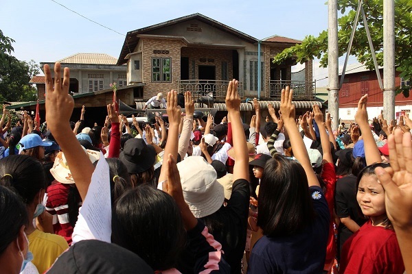Myanmar cáo buộc lực lượng phản đối là ‘khủng bố’
