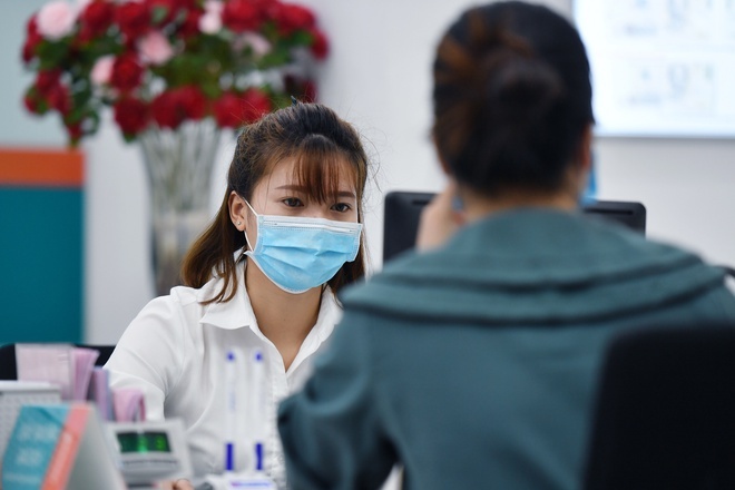 Bộ Tài chính nói gì về việc ngân hàng ép khách vay vốn mua bảo hiểm?