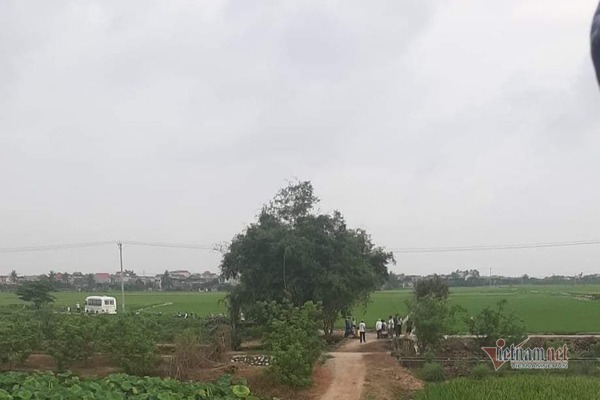 Người đàn ông ở Thái Bình tử vong trong tư thế treo cổ