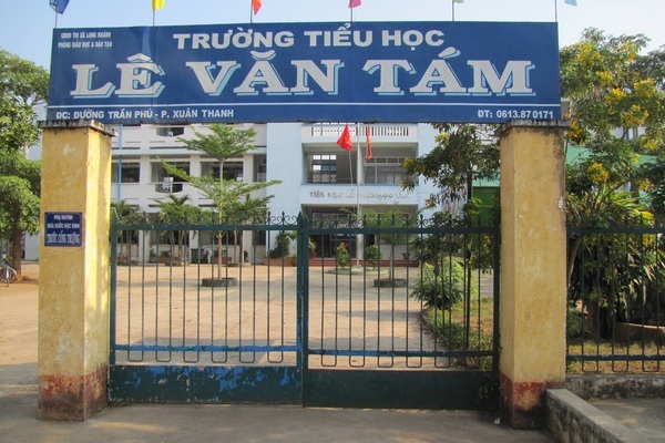 Một trường tiểu học bị phong tỏa vì có học sinh là F1