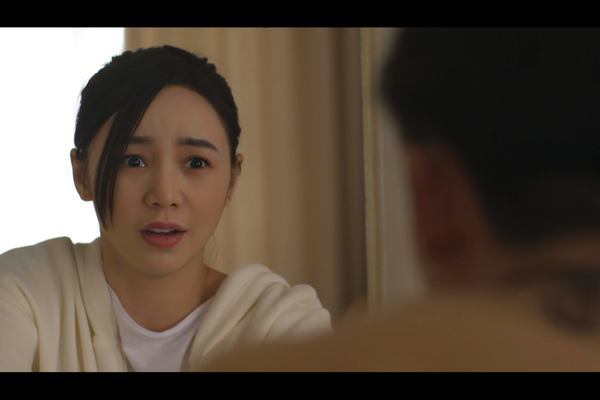 Diễn viên 'chai' mặt trên truyền hình: Vừa qua đời kênh này lại bị cắm sừng kênh khác