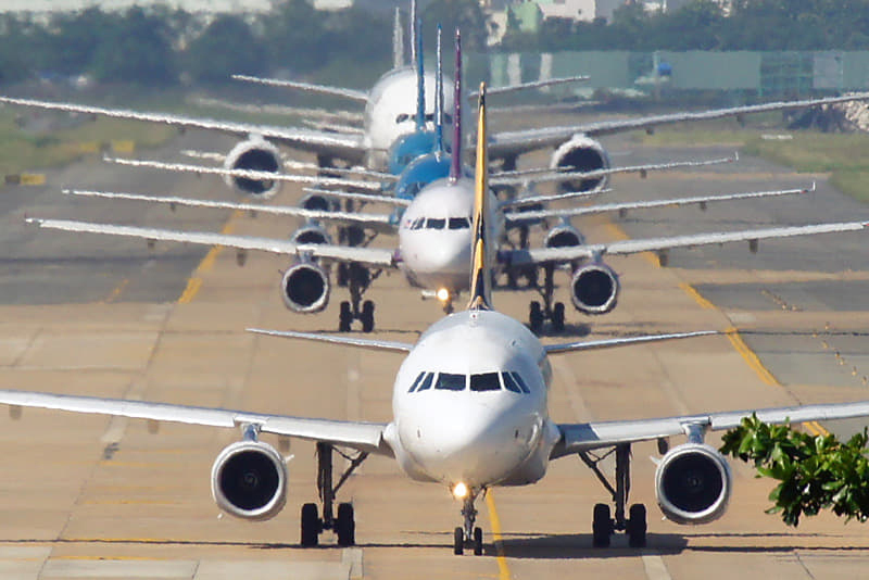 Thủ tướng yêu cầu hạn chế tối đa số lượng chuyến bay đến Nội Bài