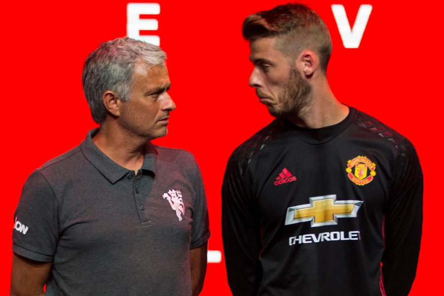 Mourinho chọn De Gea, PSG mua Salah