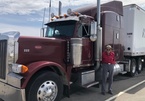Tài xế 88 tuổi lái xe tải đường dài tại Mỹ