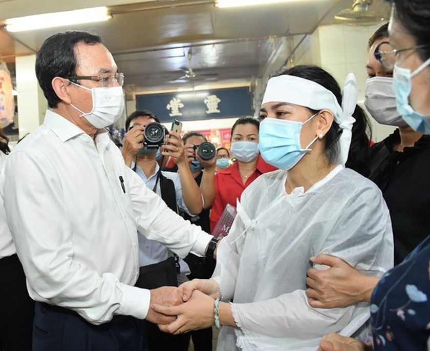 HCMC Party Chief visits victims, site of fatal fire