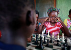 Những đứa trẻ học cờ vua để đổi đời ở Nigeria