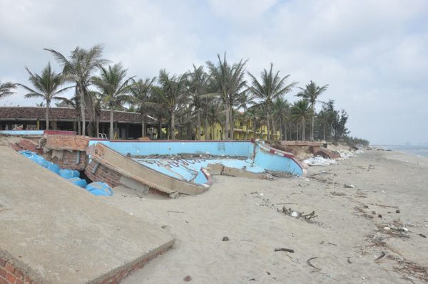 Enduring battle to save beaches from erosion