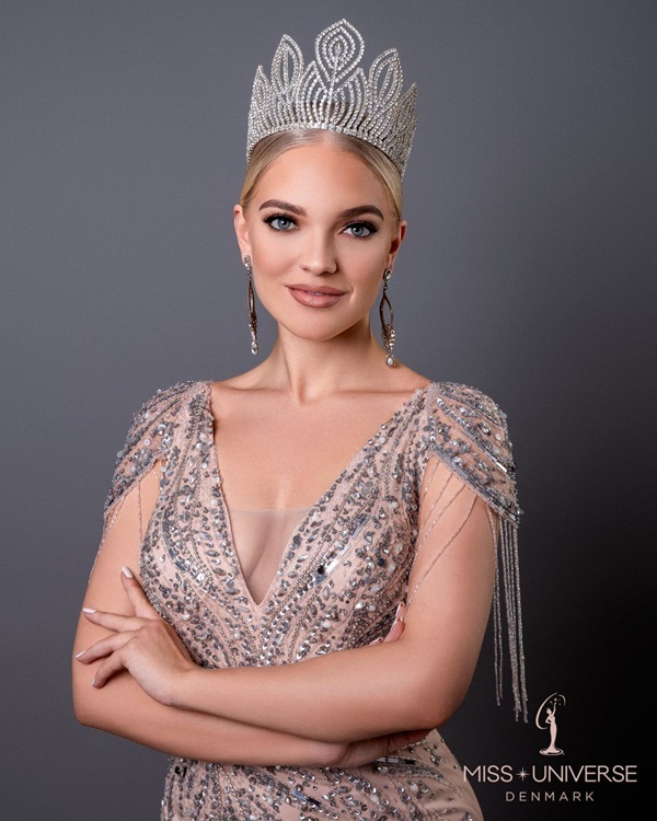 Học vấn 'khủng' của thí sinh Hoa hậu Hoàn vũ 2020
