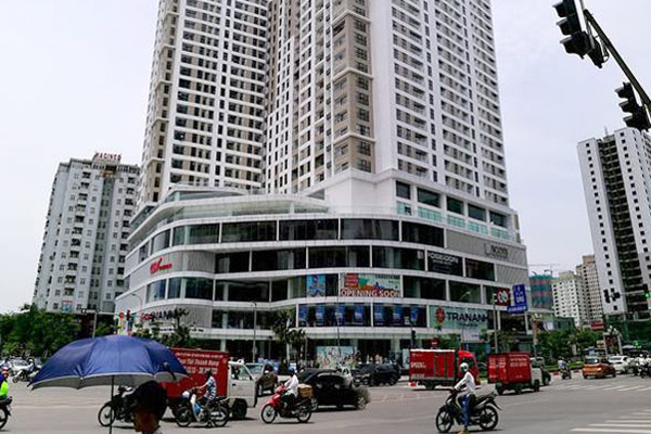 Hà Nội thêm 4 ca dương tính nCoV, 2 vợ chồng ở chung cư Center Point