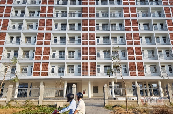 Nhân viên vũ trường New Phương Đông tụ tập mở nhạc ở khu cách ly