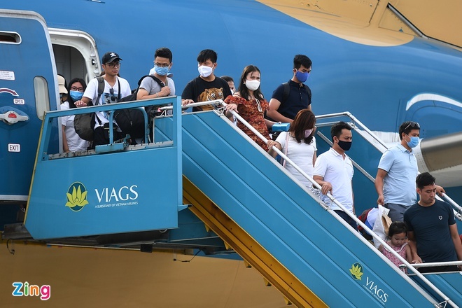 Bộ GTVT yêu cầu làm rõ vấn đề hoàn phí sân bay cho khách hủy vé