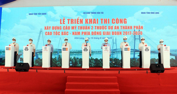 PM speeds up progress of major traffic projects in Mekong Delta
