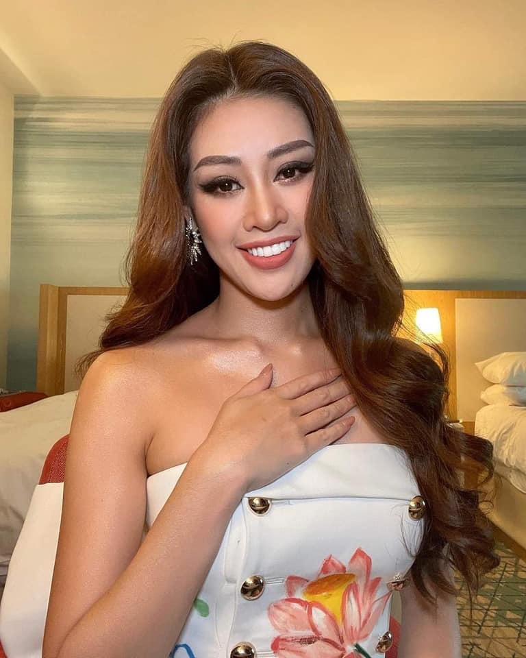 Giám khảo Miss Universe 2020 bật cười khi phỏng vấn Khánh Vân