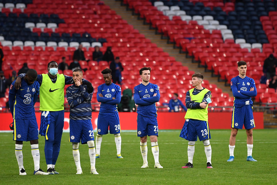 Chelsea hụt FA Cup: Thomas Tuchel, đừng để rơi tự do!