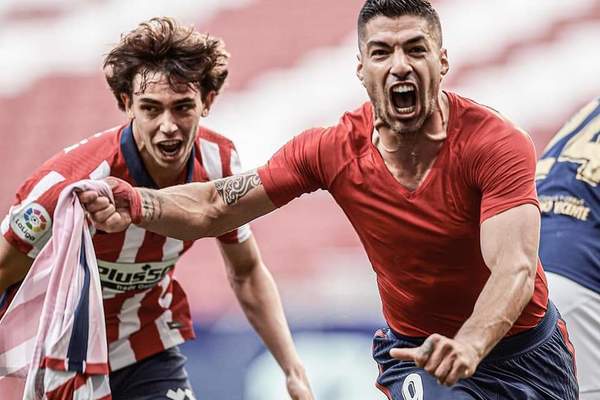 Suarez giúp Atletico thắng nghẹt thở, Real chưa bỏ cuộc