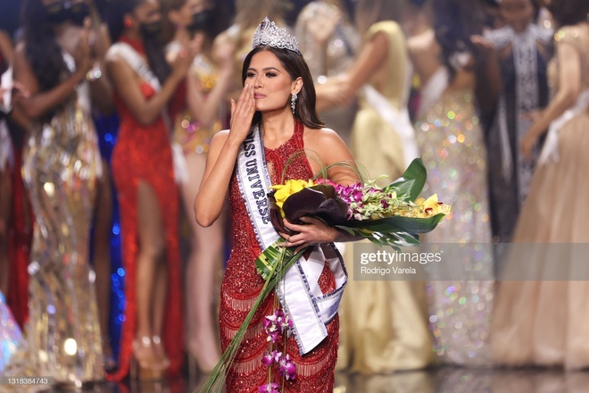 Mexico đăng quang Miss Universe 2020