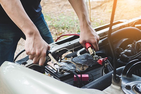 Bí quyết kéo dài tuổi thọ bình ắc quy xe hơi