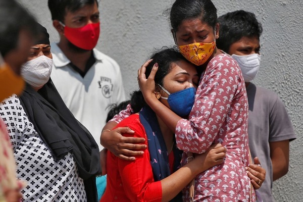 Ấn Độ xô đổ kỷ lục thế giới, Malaysia trải qua ngày tang thương vì Covid-19