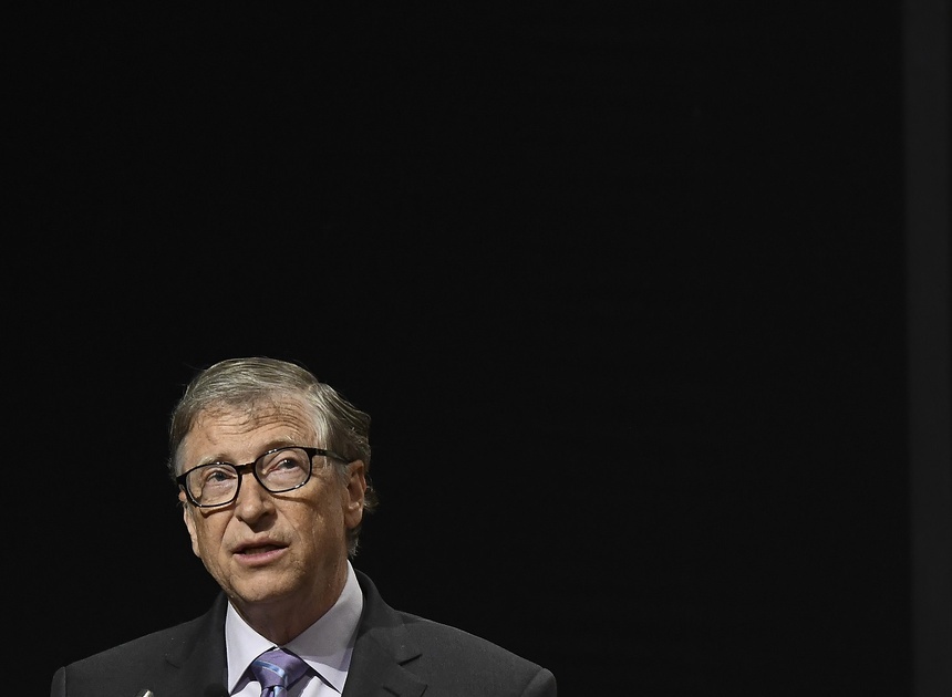 Bill Gates từng gửi thư ve vãn nhân viên nữ