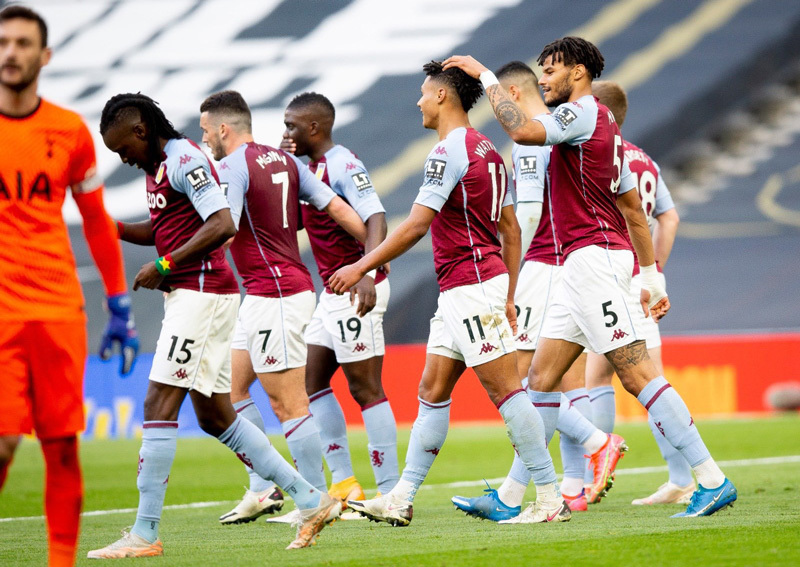 Thua Aston Villa, Tottenham nguy cơ mất vé Europa League