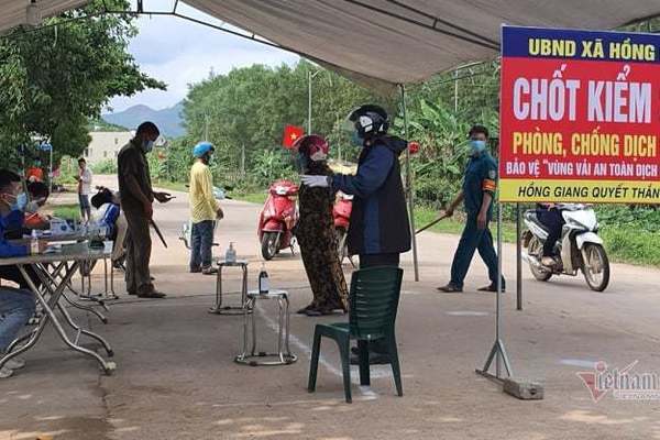 Vành đai bảo vệ vùng vải thiều nghìn tỷ của người Lục Ngạn giữa dịch Covid-19