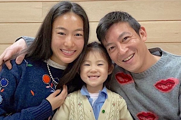 13 năm sau scandal ảnh nóng, Trần Quán Hy hạnh phúc bên vợ con