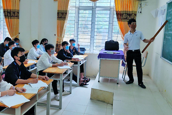 Thanh Hóa yêu cầu học sinh lớp 9, lớp 12 không ra ngoài tỉnh