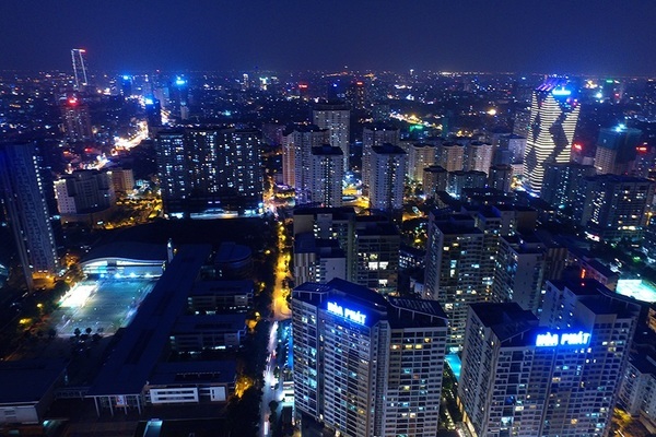 Động đất ở Trung Quốc gây rung lắc các tòa nhà cao tầng tại Hà Nội