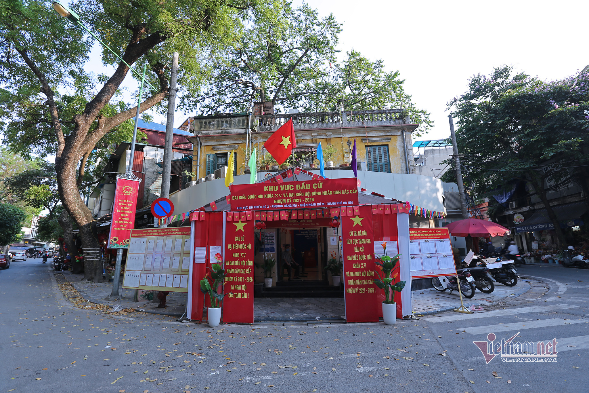 Hình ảnh khắp nơi náo nức 'Ngày hội non sông'