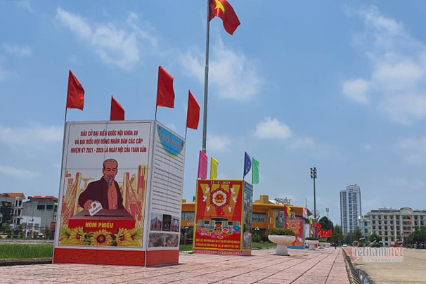 Hình ảnh khắp nơi náo nức 'Ngày hội non sông'