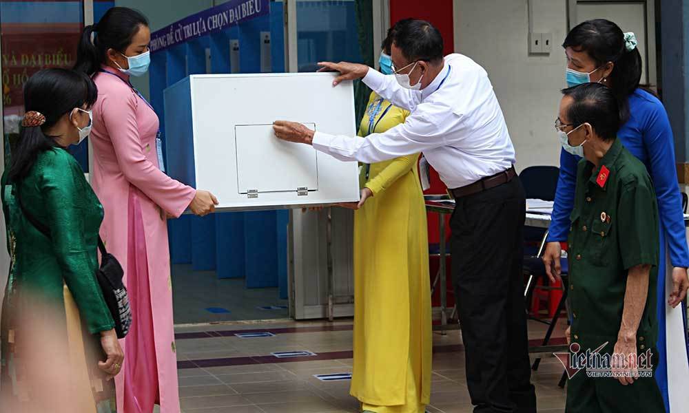 Hình ảnh khắp nơi náo nức 'Ngày hội non sông'