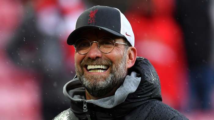 HLV Klopp nói gì khi Liverpool rơi bảng khó Champions League?